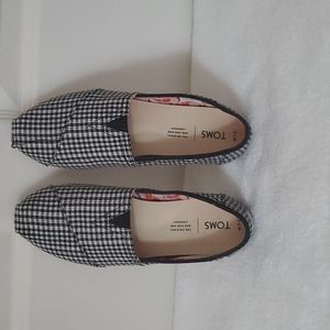 Tom's Loafers